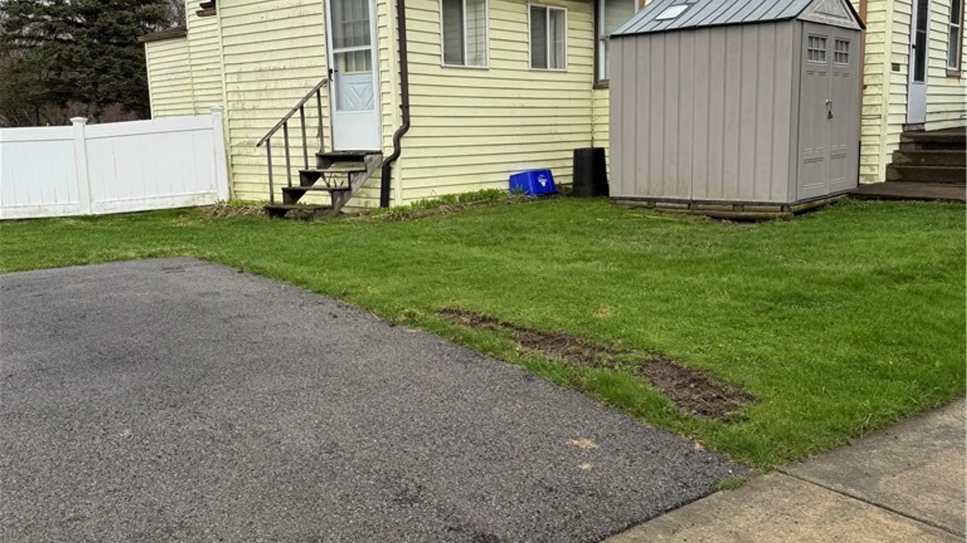 Property at 9604 Cayuga Drive, Niagara Falls, NY 14304 4