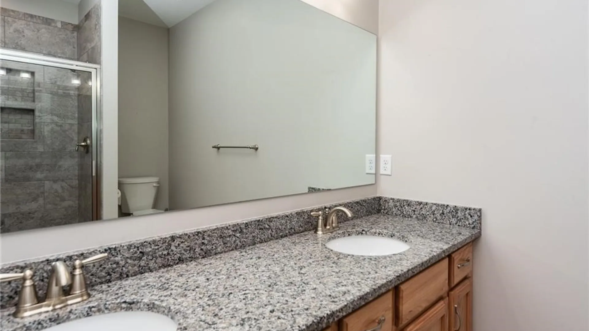 Property at 5119 Red Oak Lane, Batavia, NY 14020 14