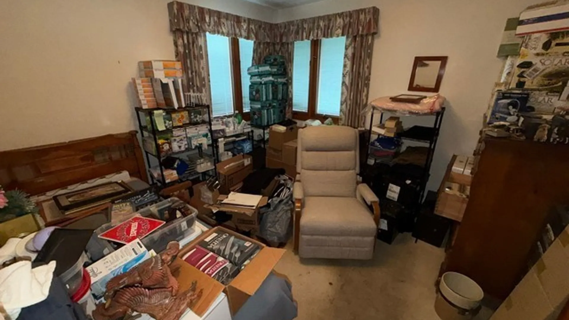 Property at 501 Chestnut Street, Clay, NY 13212 14