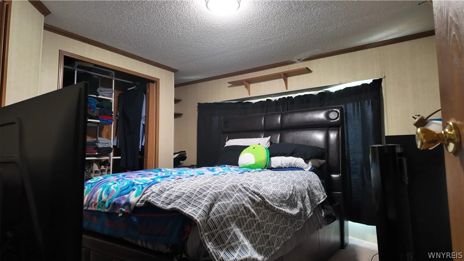 Property at 13 Rippleway Drive, Hamburg, NY 14075 14