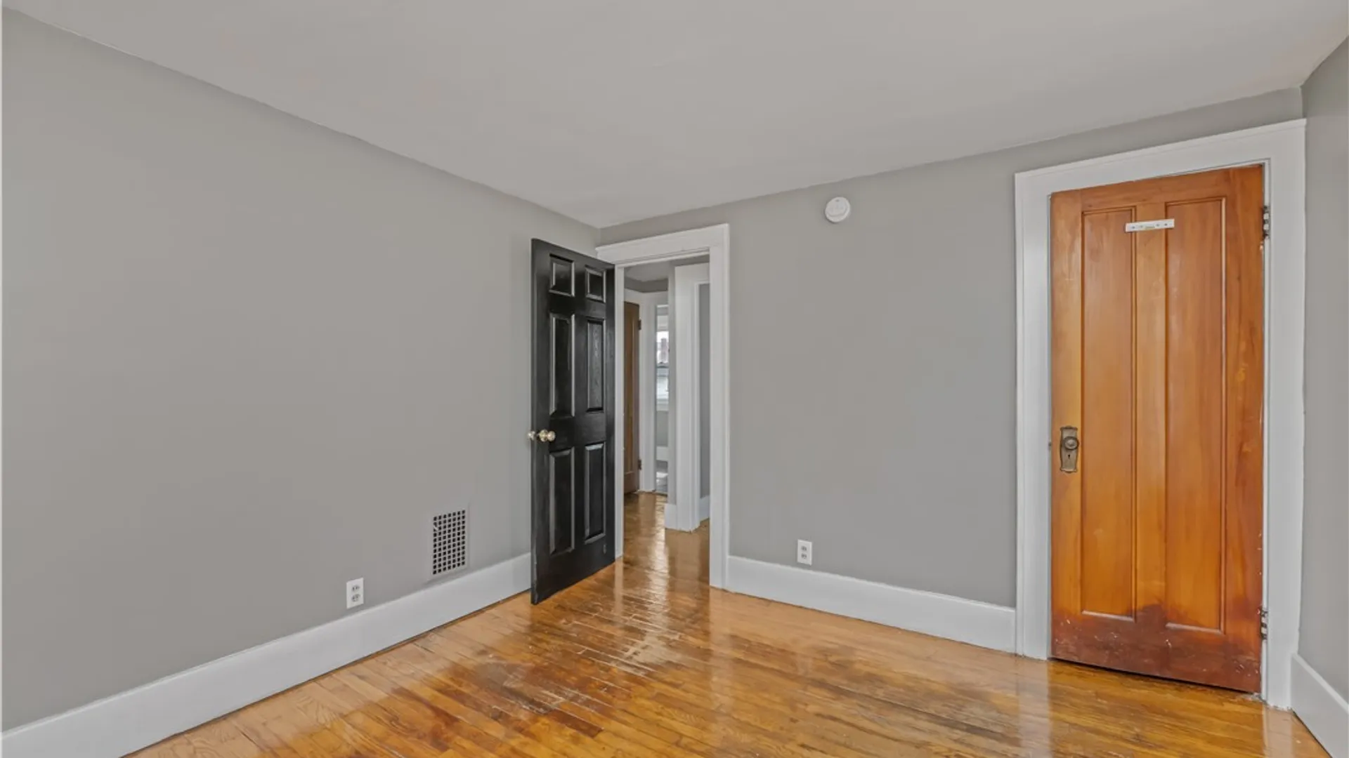 Property at 961 Arnett Boulevard, Rochester, NY 14619 20