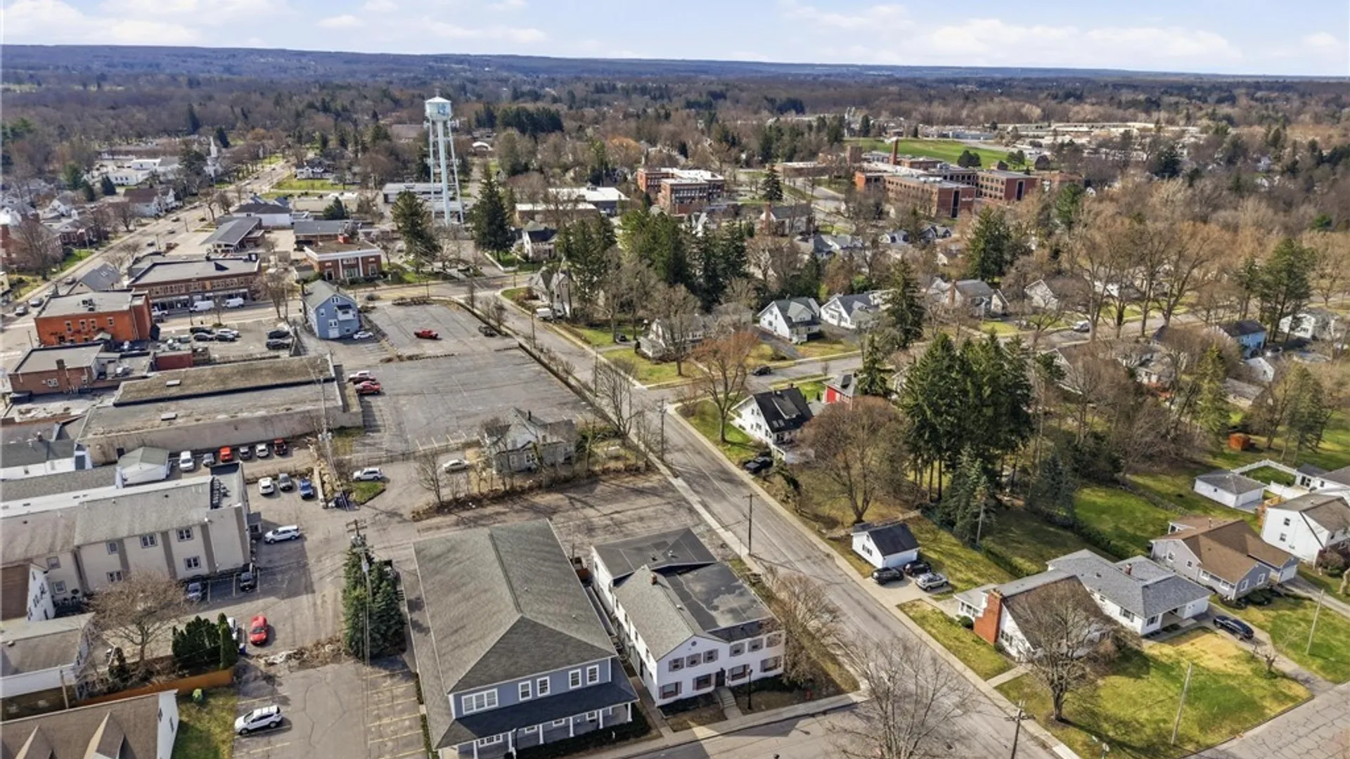 Property at 70 Linwood Avenue, Orchard Park, NY 14127 40