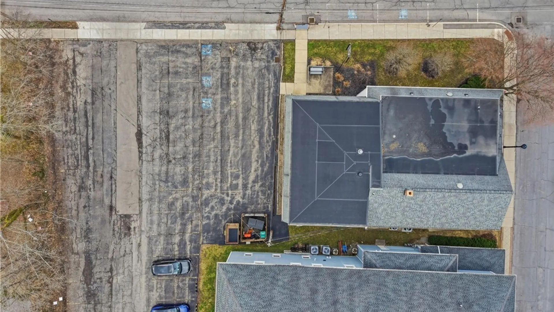 Property at 70 Linwood Avenue, Orchard Park, NY 14127 43