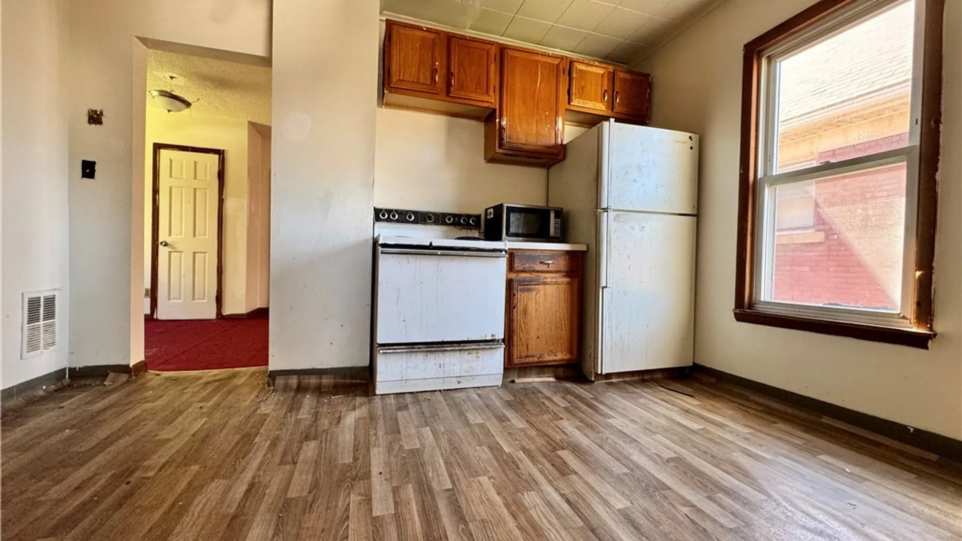 Property at 2022 La Salle Avenue, Niagara Falls, NY 14301 10