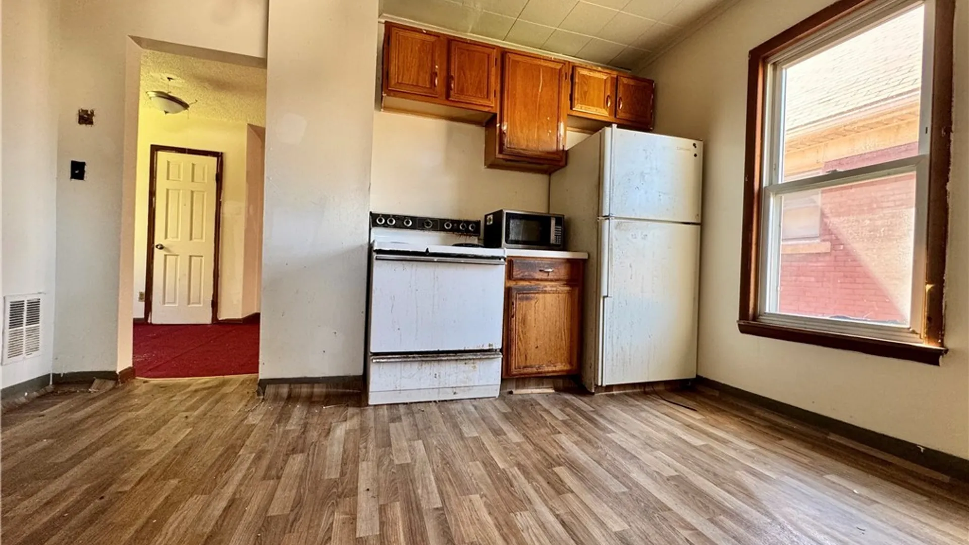 Property at 2022 La Salle Avenue, Niagara Falls, NY 14301 11