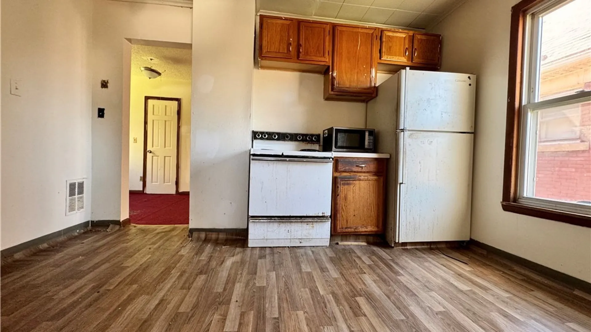 Property at 2022 La Salle Avenue, Niagara Falls, NY 14301 12