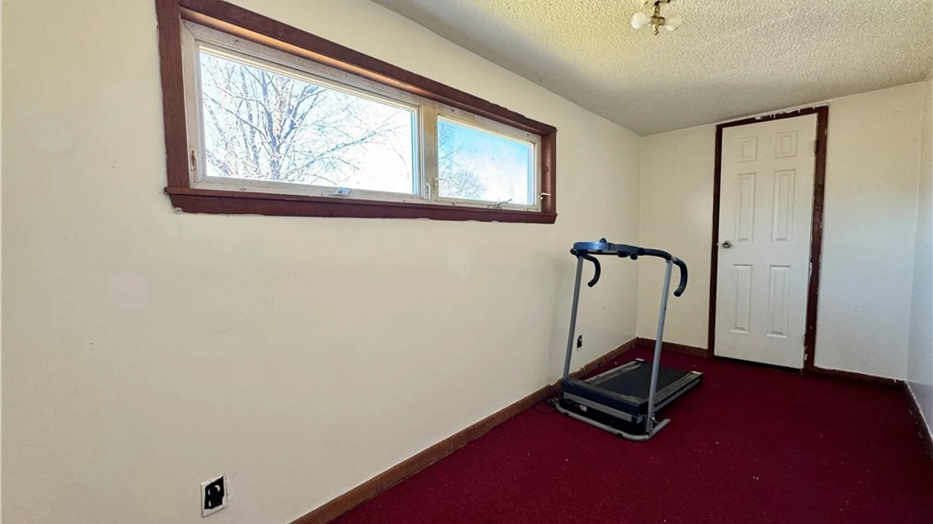 Property at 2022 La Salle Avenue, Niagara Falls, NY 14301 18