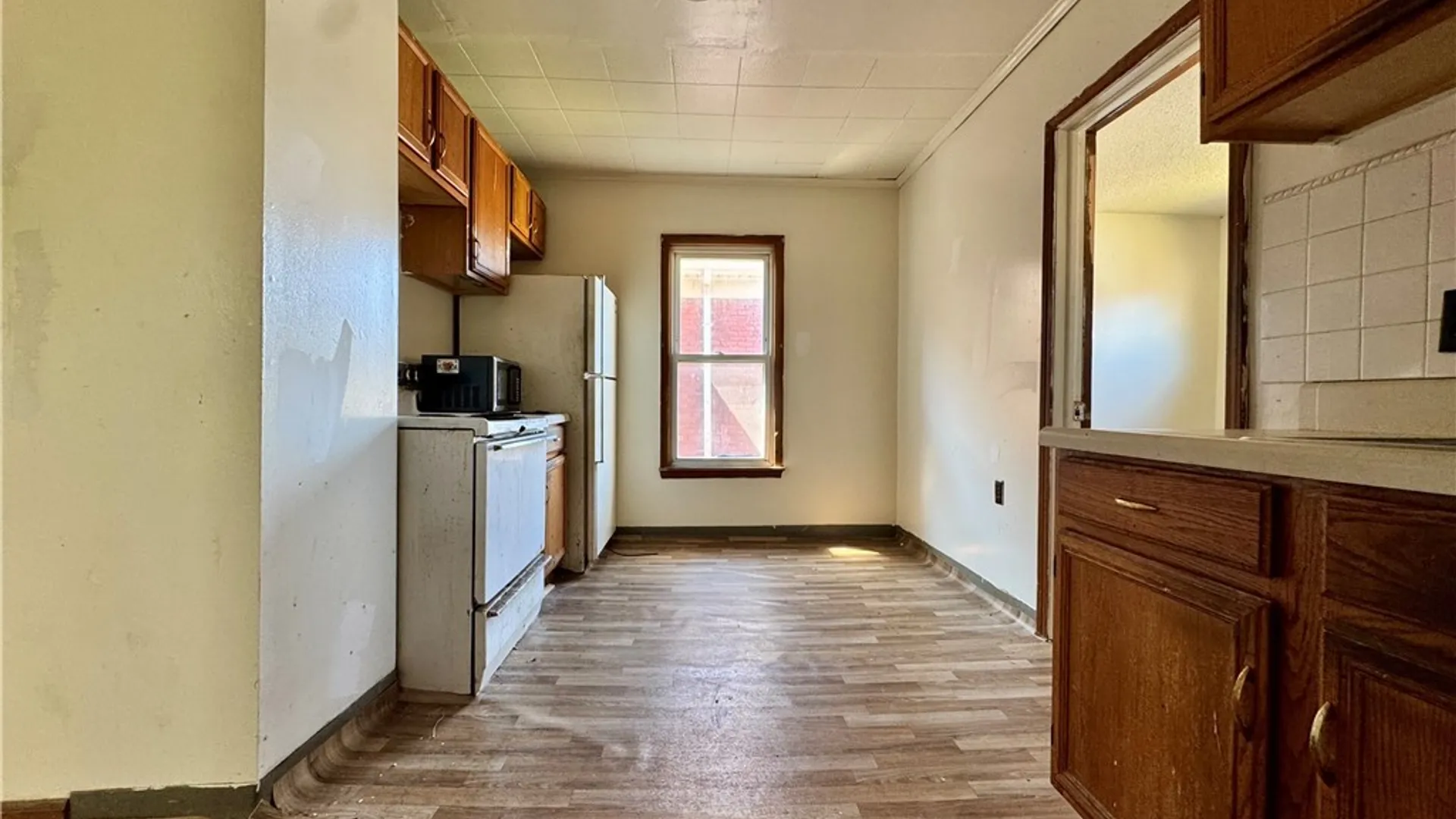 Property at 2022 La Salle Avenue, Niagara Falls, NY 14301 7