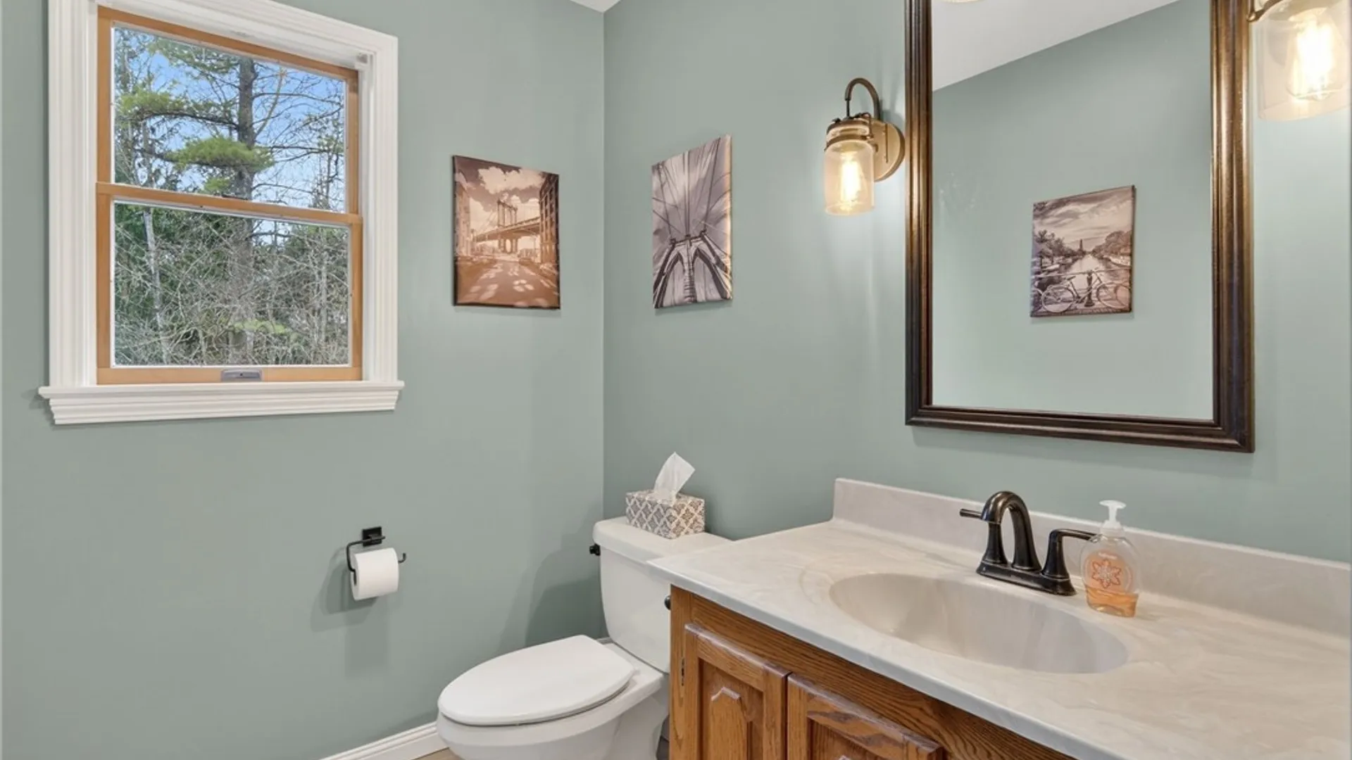 Property at 5 Arrowood Lane, Lansing, NY 14850 21