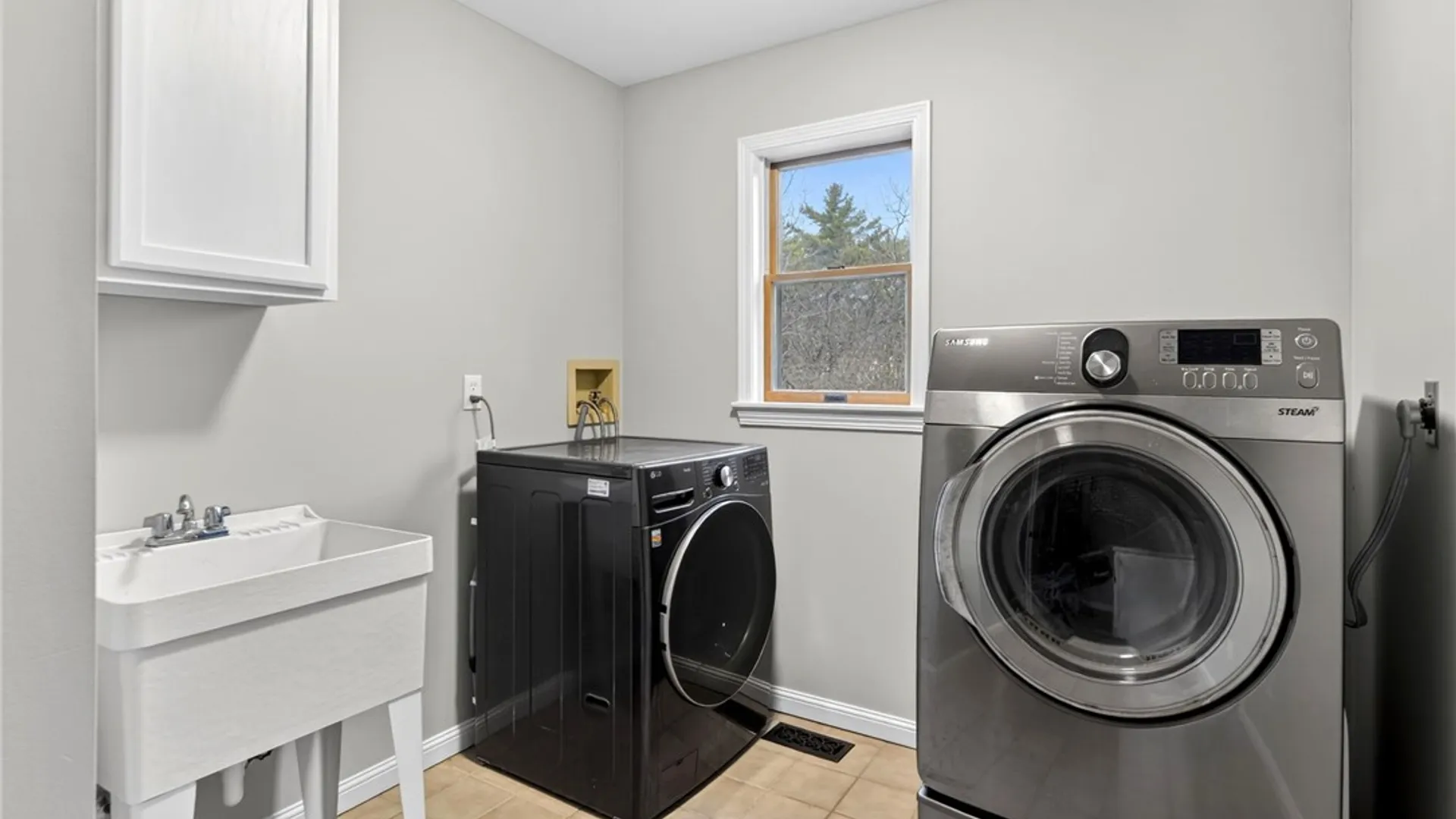 Property at 5 Arrowood Lane, Lansing, NY 14850 22