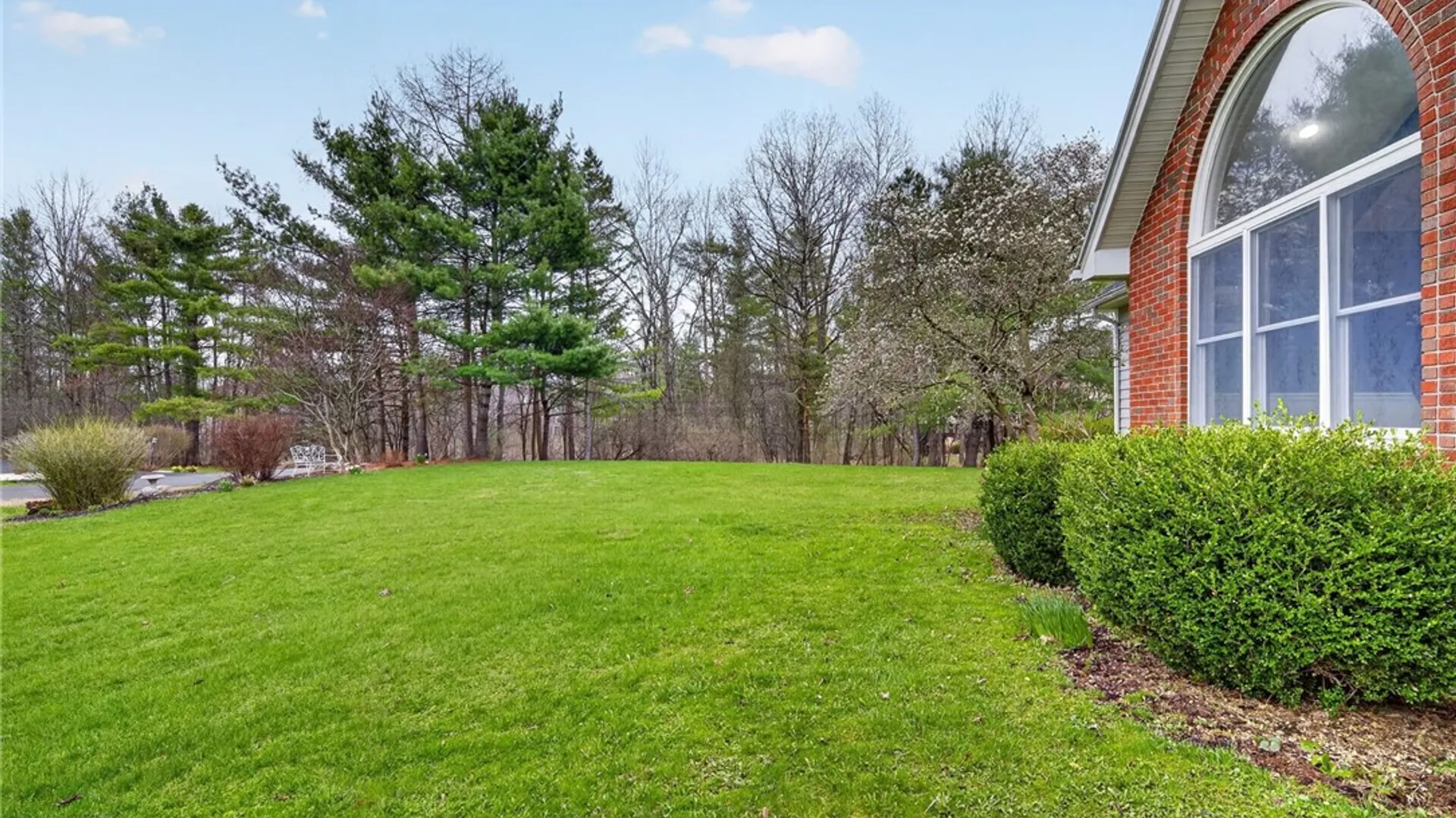 Property at 5 Arrowood Lane, Lansing, NY 14850 27