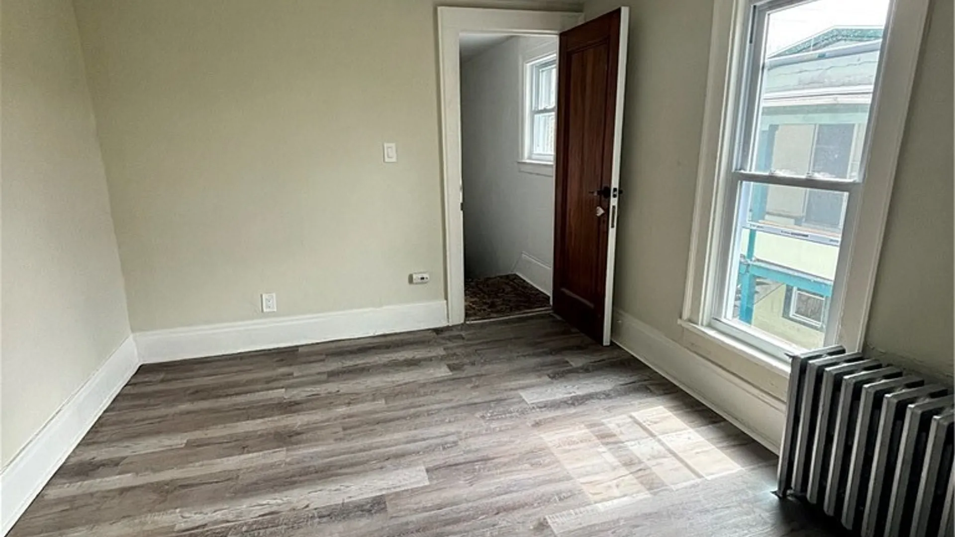 Property at 510 6th Street, Niagara Falls, NY 14301 4