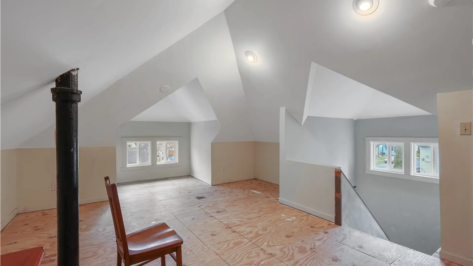 Property at 209 Richfield Avenue, Syracuse, NY 13205 32