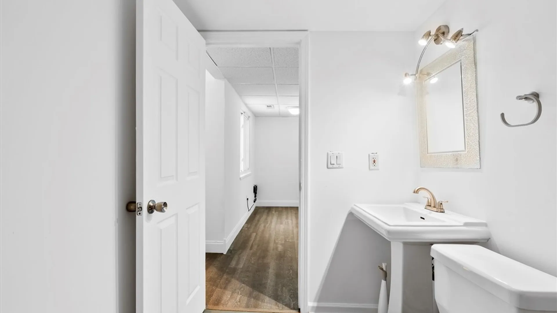 Property at 3754 Helios Court, Clay, NY 13027 27