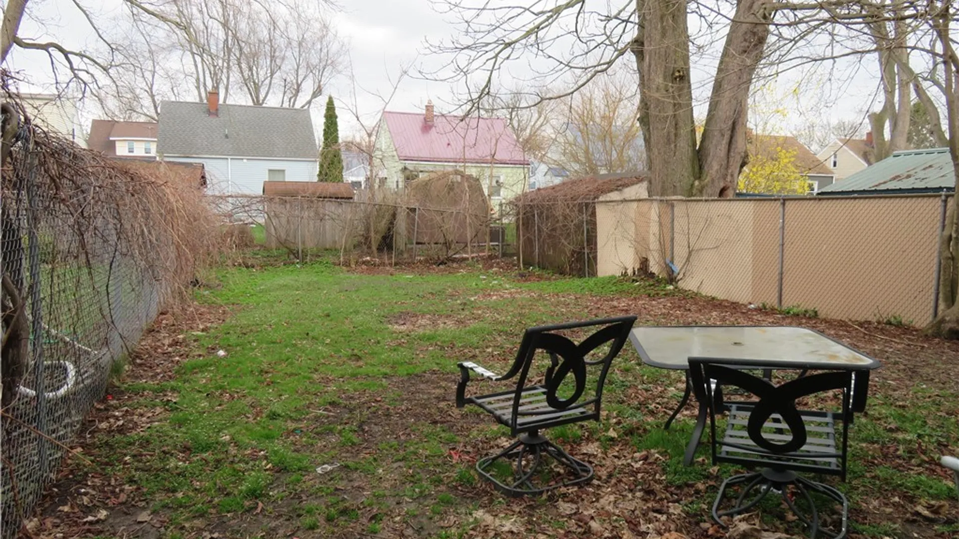 Property at 23 Knoerl Avenue, Buffalo, NY 14210 4