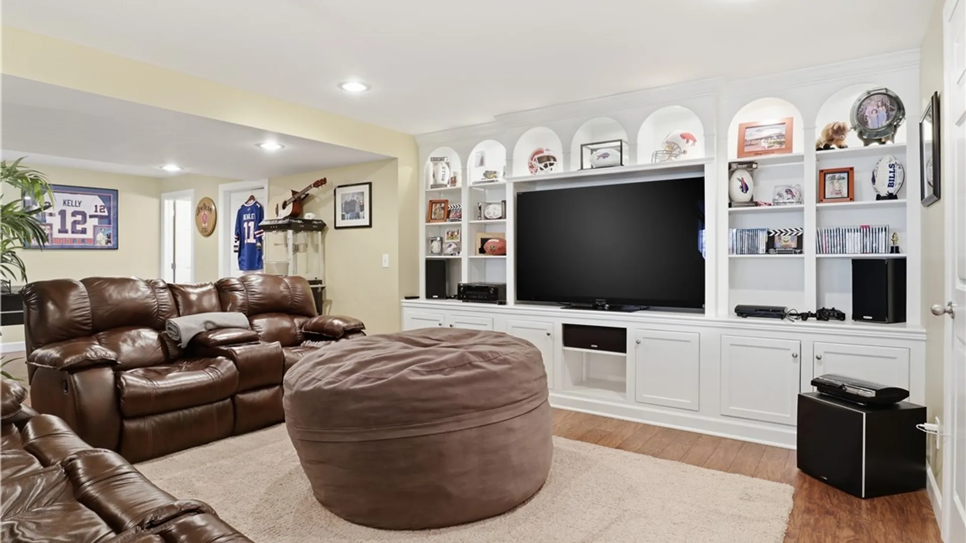 Property at 5 Kingfisher Court, Orchard Park, NY 14127 24