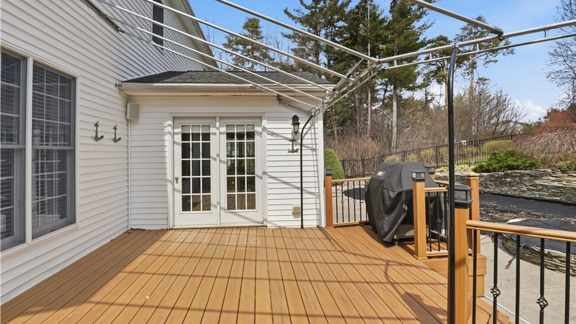 Property at 5 Kingfisher Court, Orchard Park, NY 14127 35