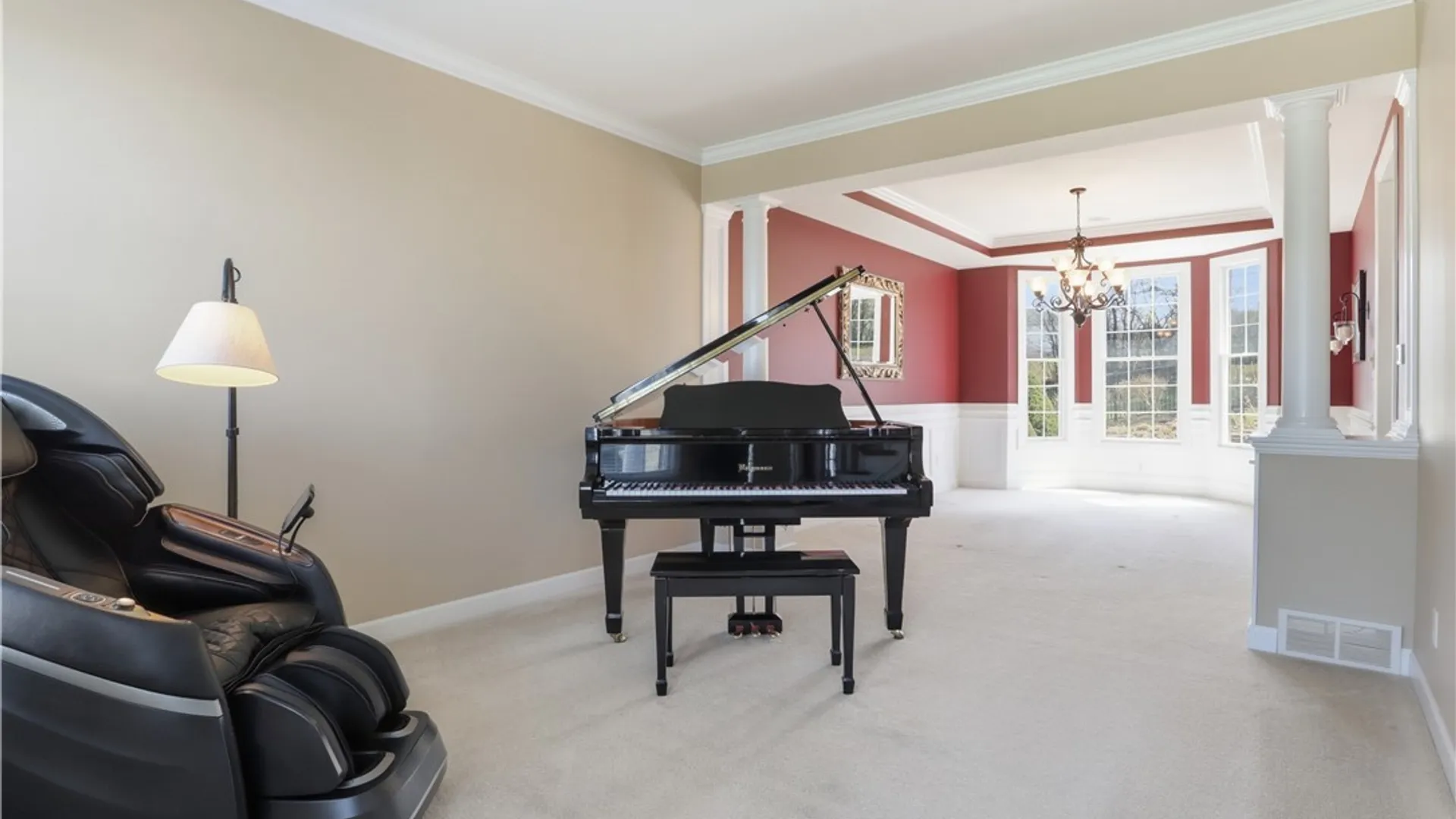 Property at 5 Kingfisher Court, Orchard Park, NY 14127 5