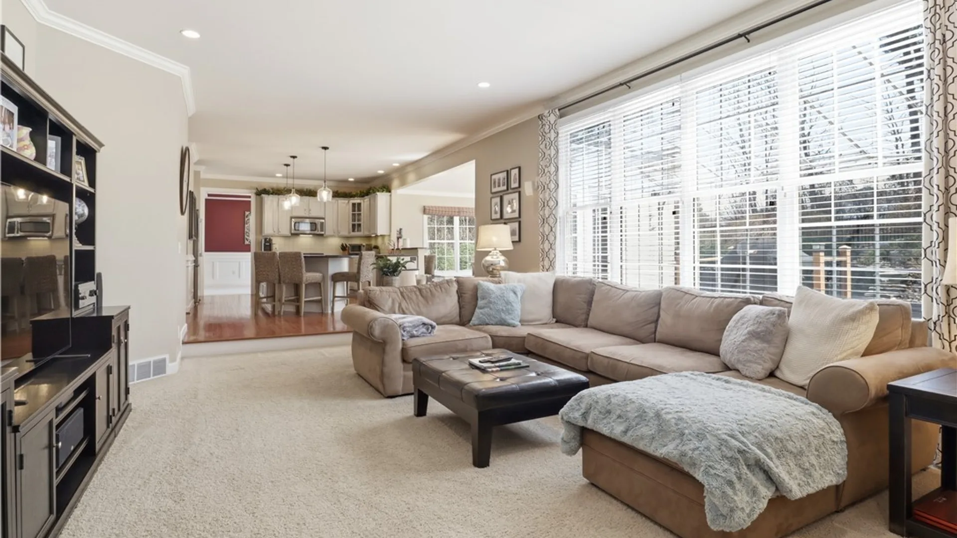 Property at 5 Kingfisher Court, Orchard Park, NY 14127 8