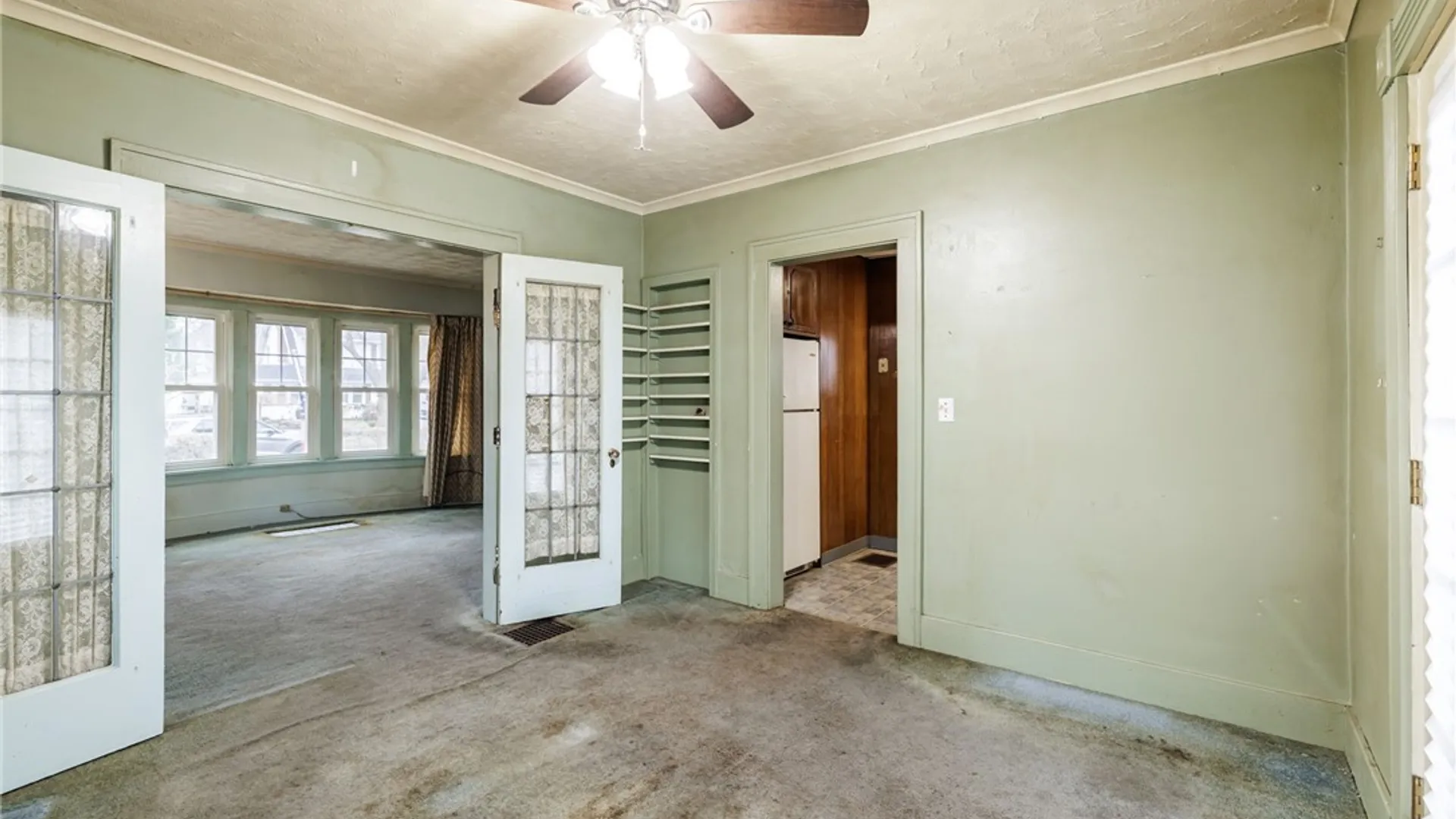 Property at 22 Grassmere Park, Rochester, NY 14612 10