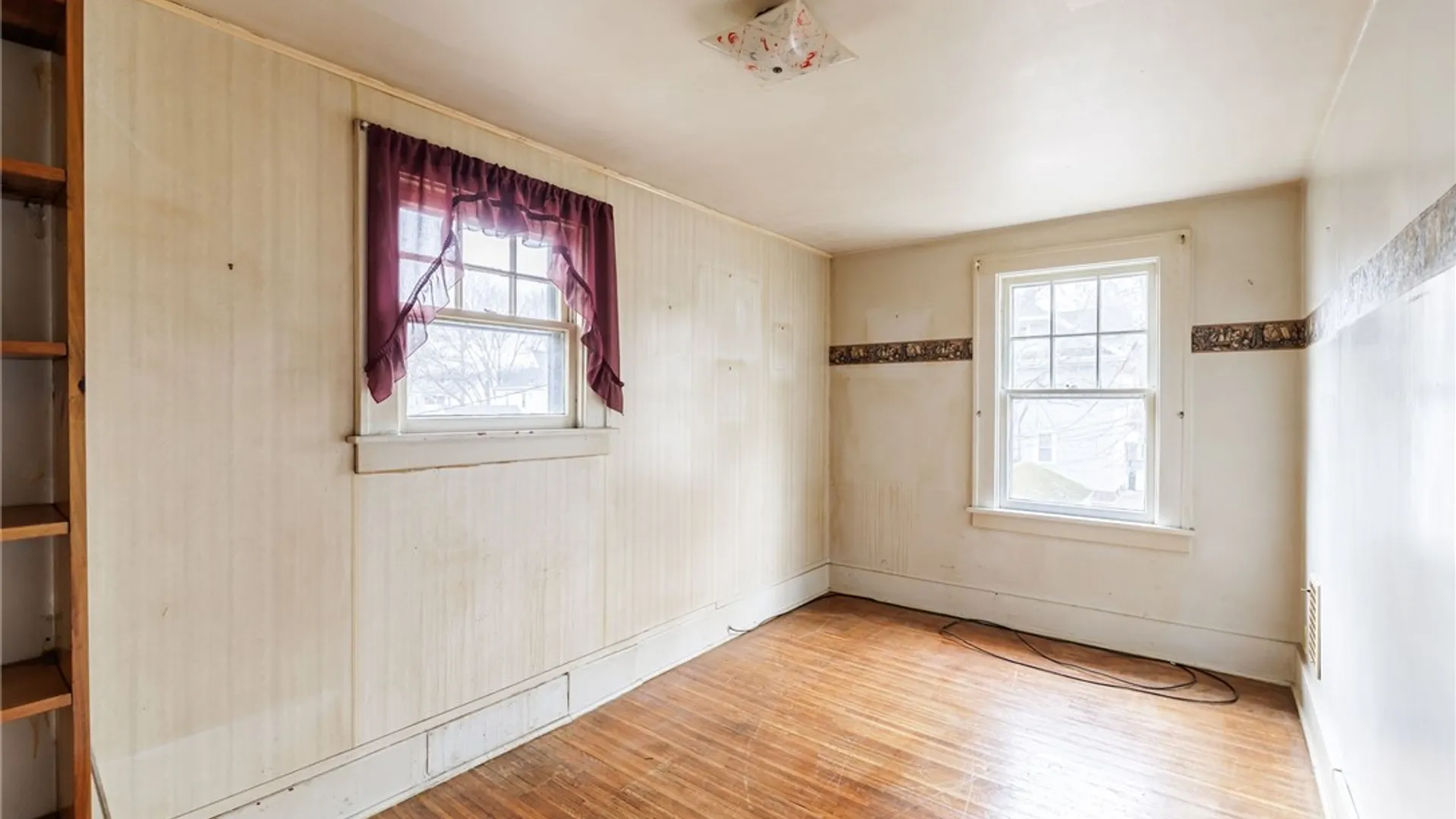 Property at 22 Grassmere Park, Rochester, NY 14612 17