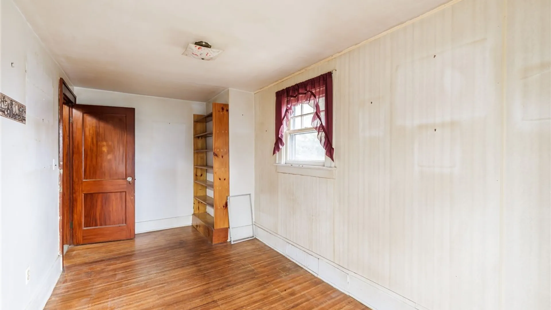 Property at 22 Grassmere Park, Rochester, NY 14612 18