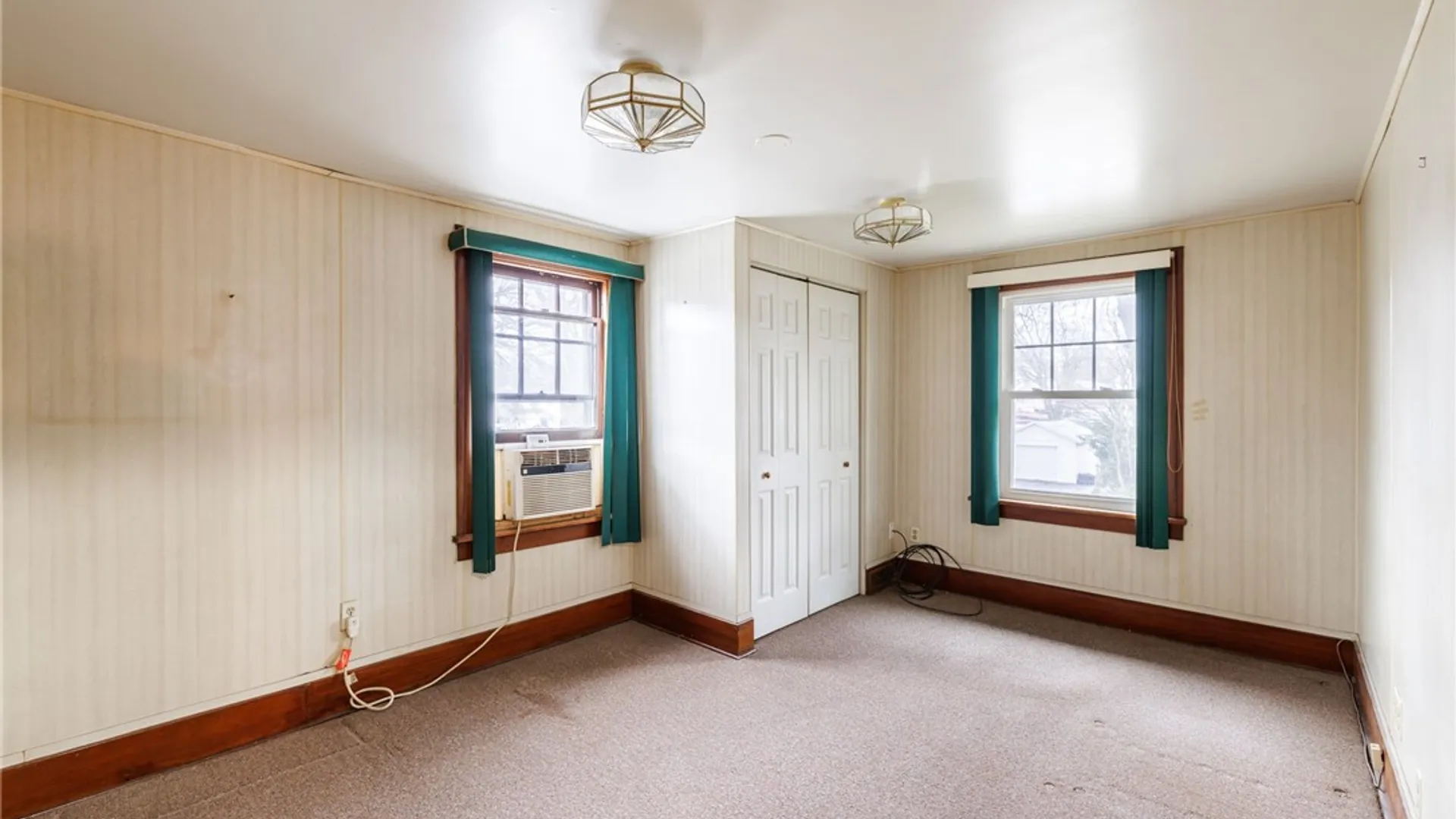 Property at 22 Grassmere Park, Rochester, NY 14612 19