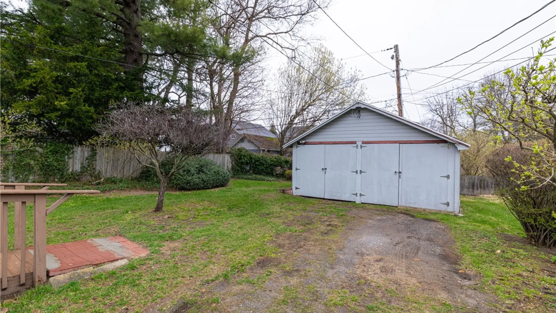 Property at 22 Grassmere Park, Rochester, NY 14612 28