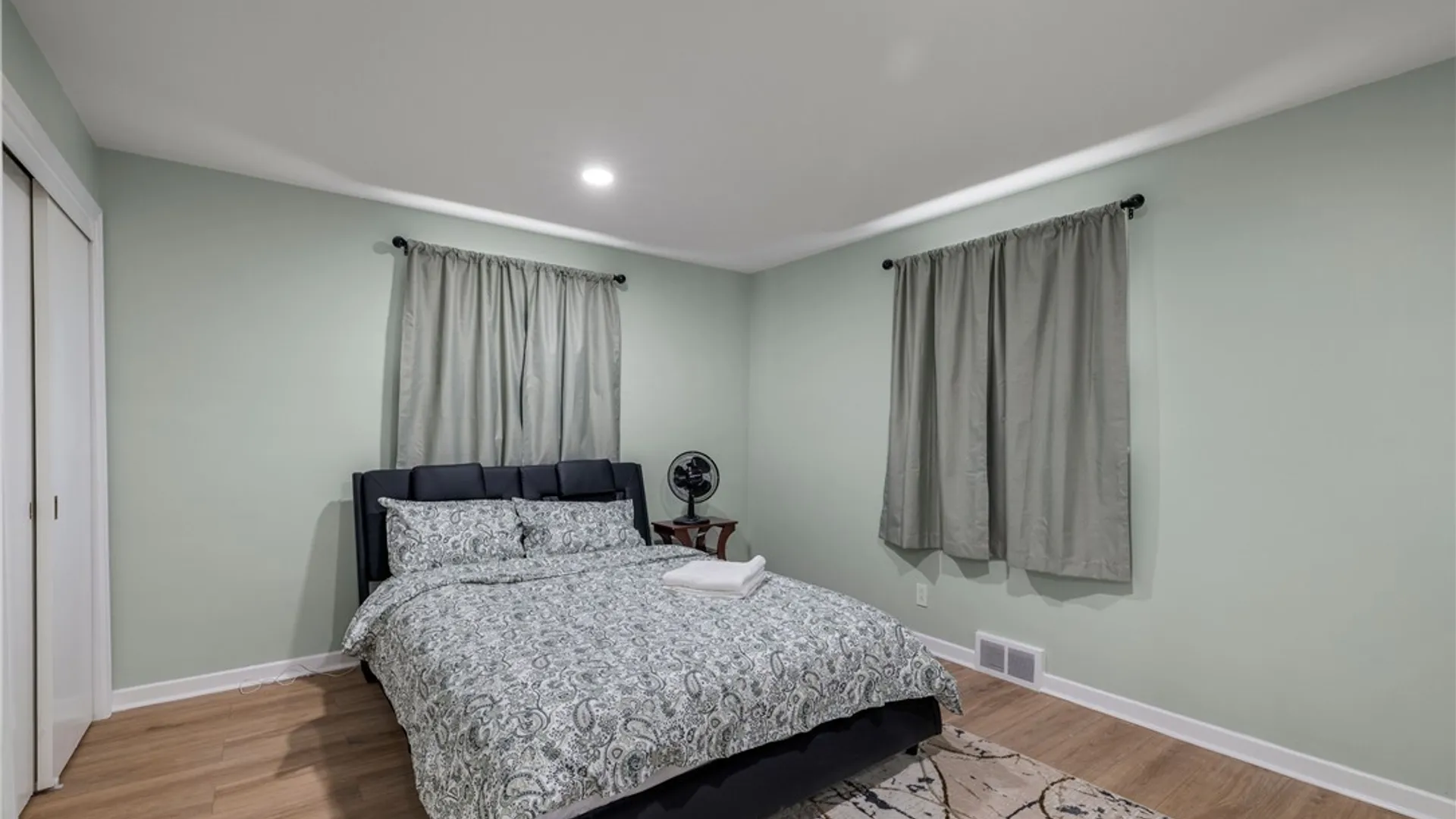 Property at 1748 Welch Avenue, Niagara Falls, NY 14303 29