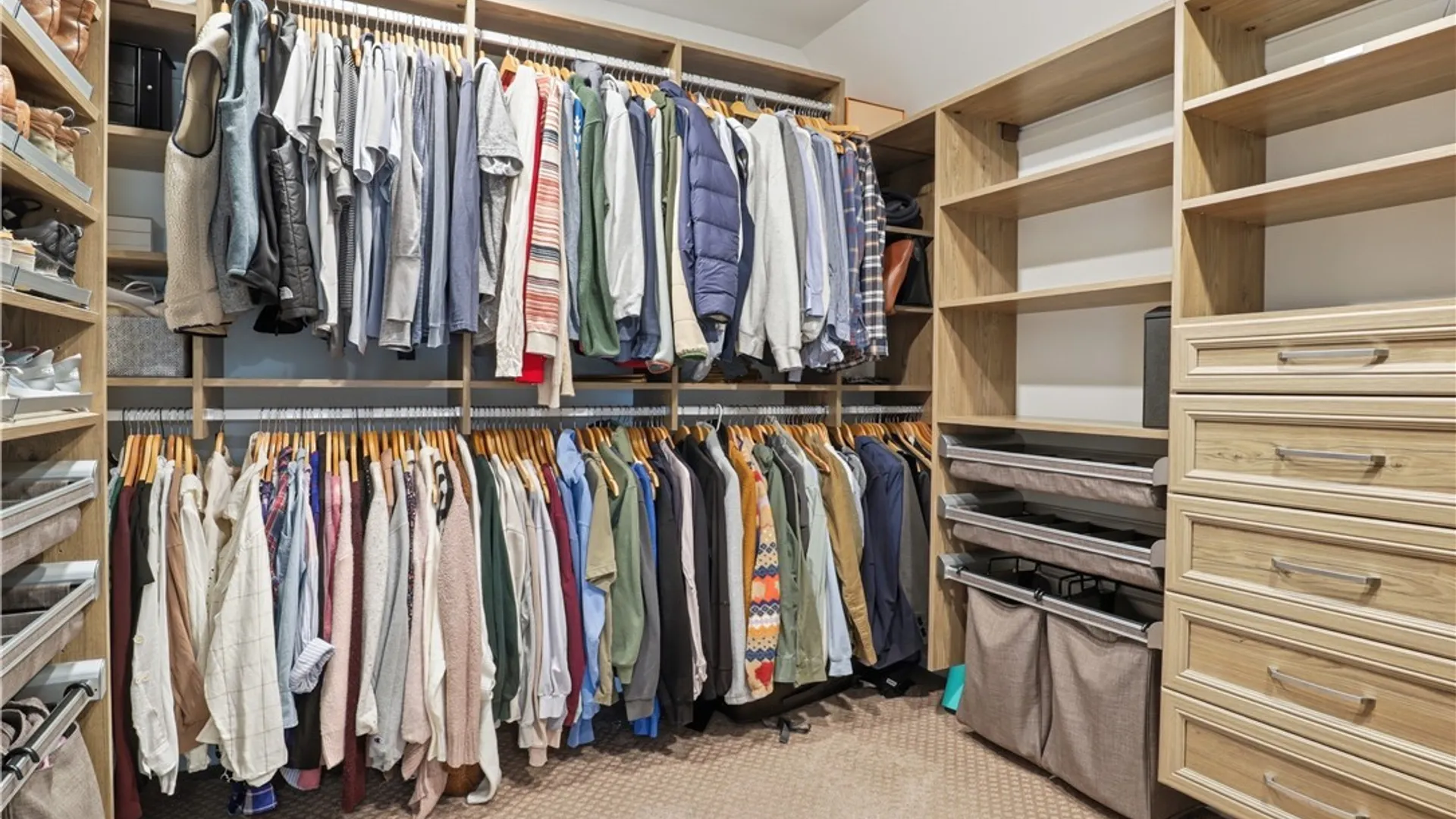 Property at 17 Woodthrush, Orchard Park, NY 14127 22