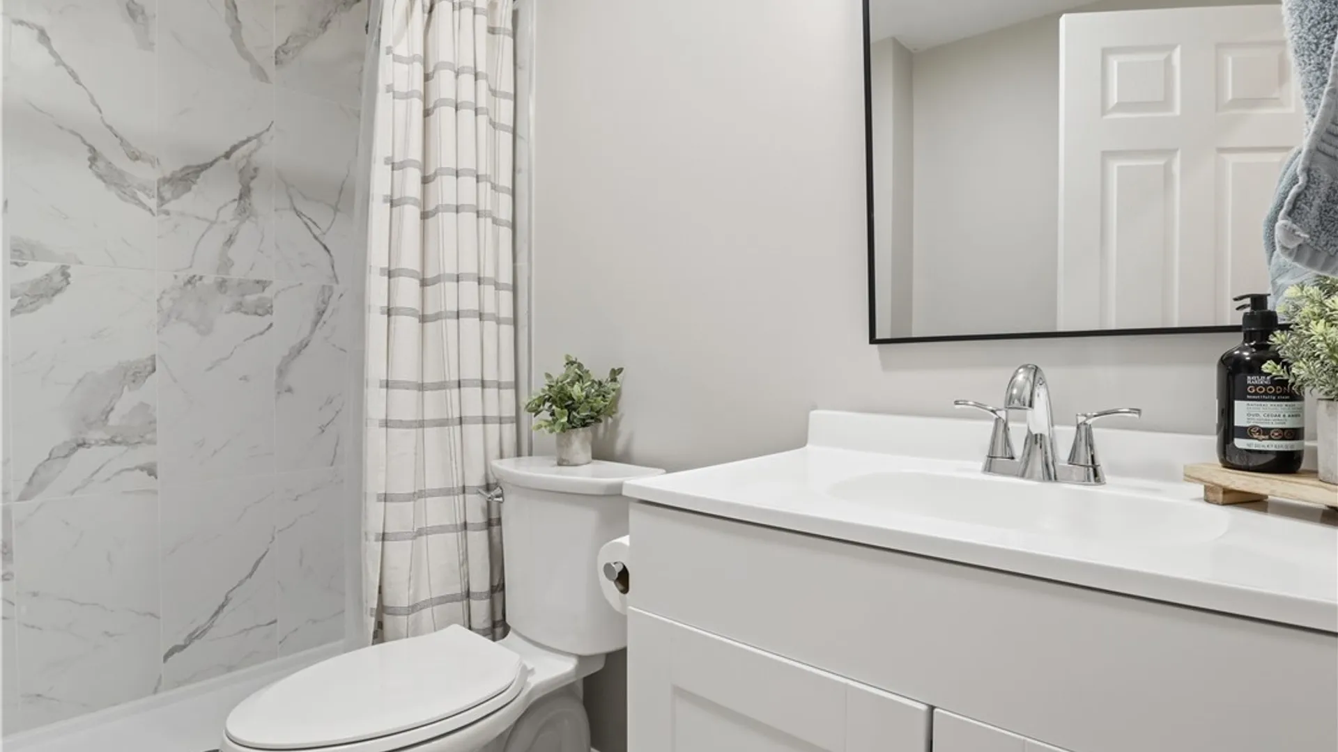 Property at 17 Woodthrush, Orchard Park, NY 14127 34