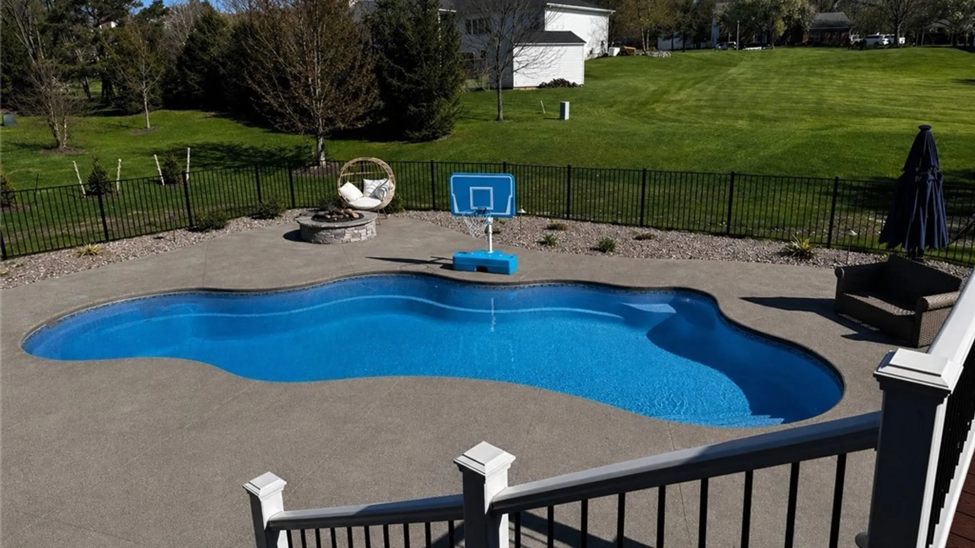 Property at 17 Woodthrush, Orchard Park, NY 14127 38