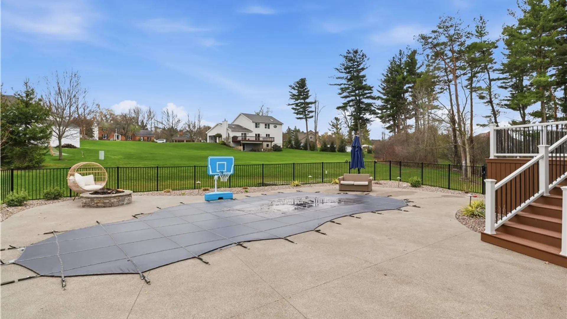 Property at 17 Woodthrush, Orchard Park, NY 14127 39