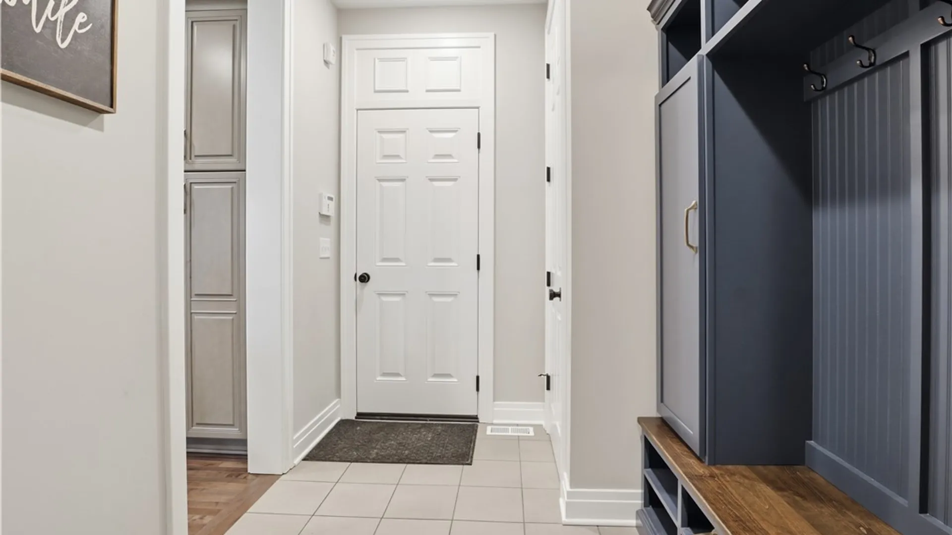 Property at 17 Woodthrush, Orchard Park, NY 14127 4