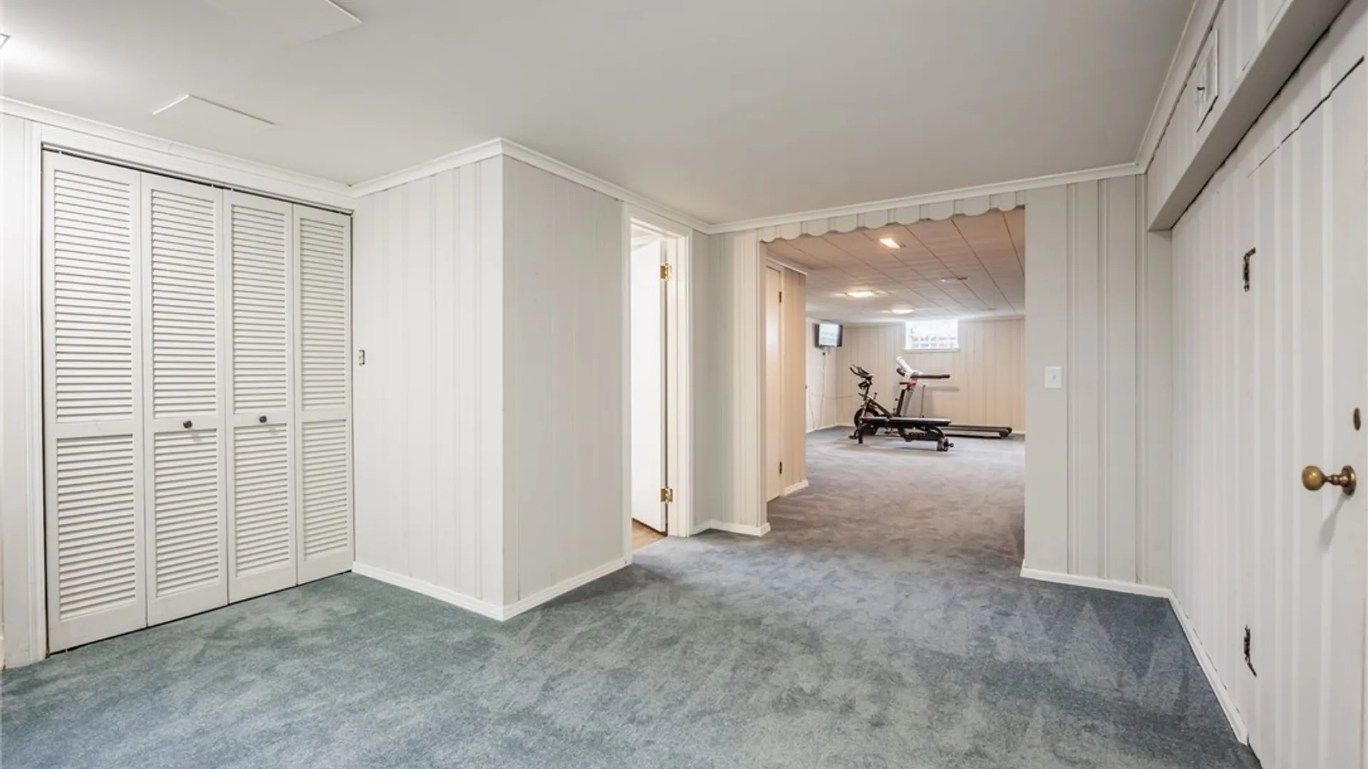 Property at 135 Coniston Drive, Brighton, NY 14610 21