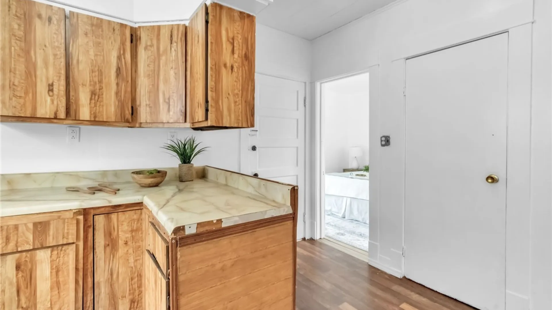 Property at 723 Kensington Avenue, Buffalo, NY 14215 14