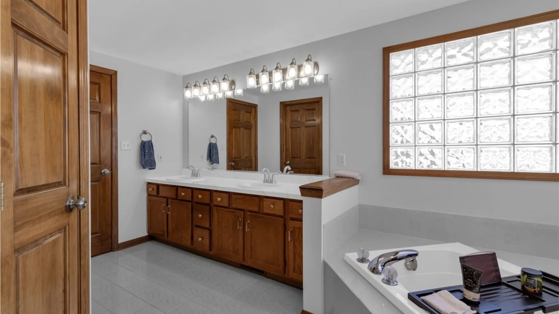 Property at 3319 Blossom Lane, Wheatfield, NY 14120 28