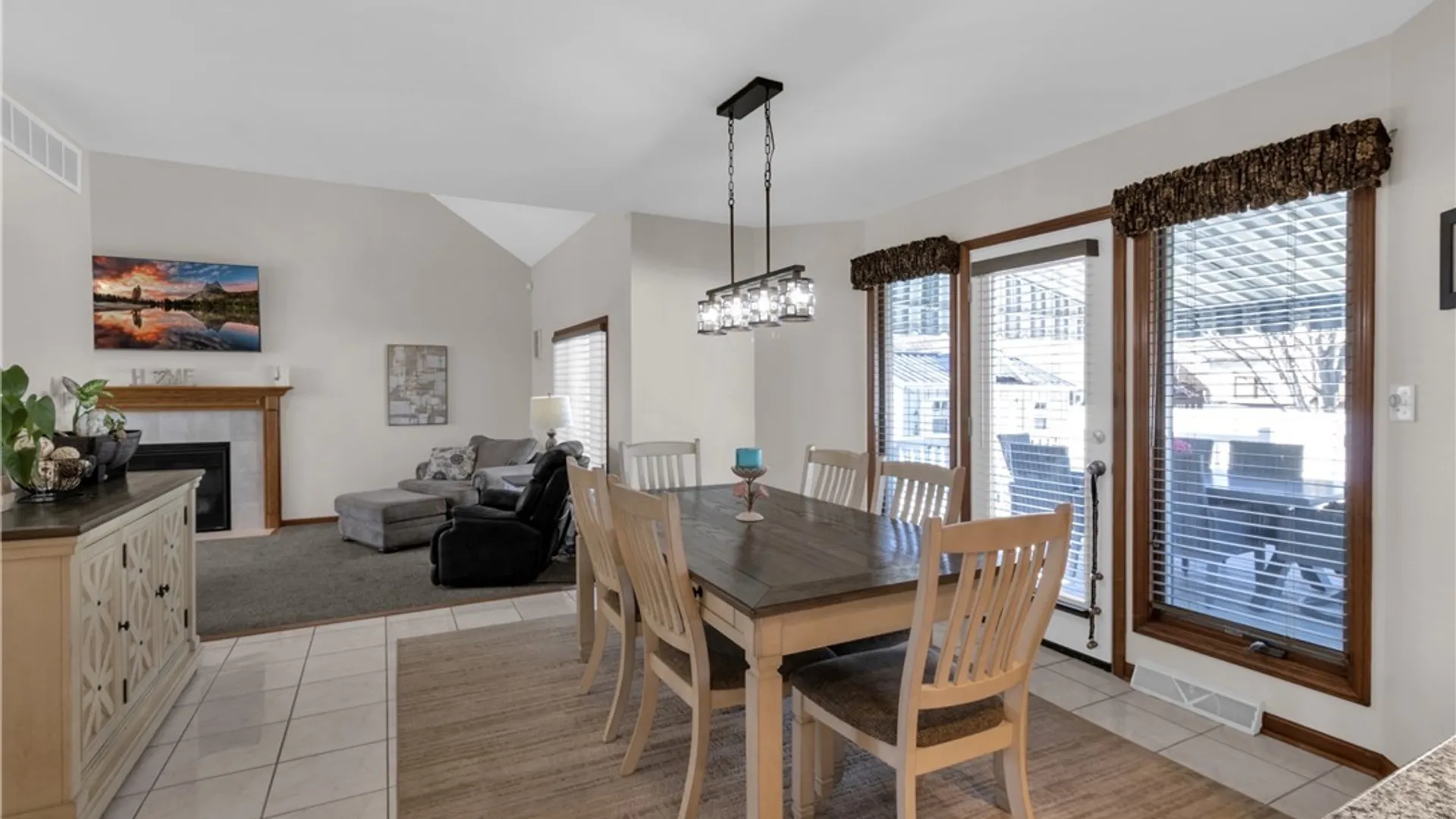 Property at 3319 Blossom Lane, Wheatfield, NY 14120 9