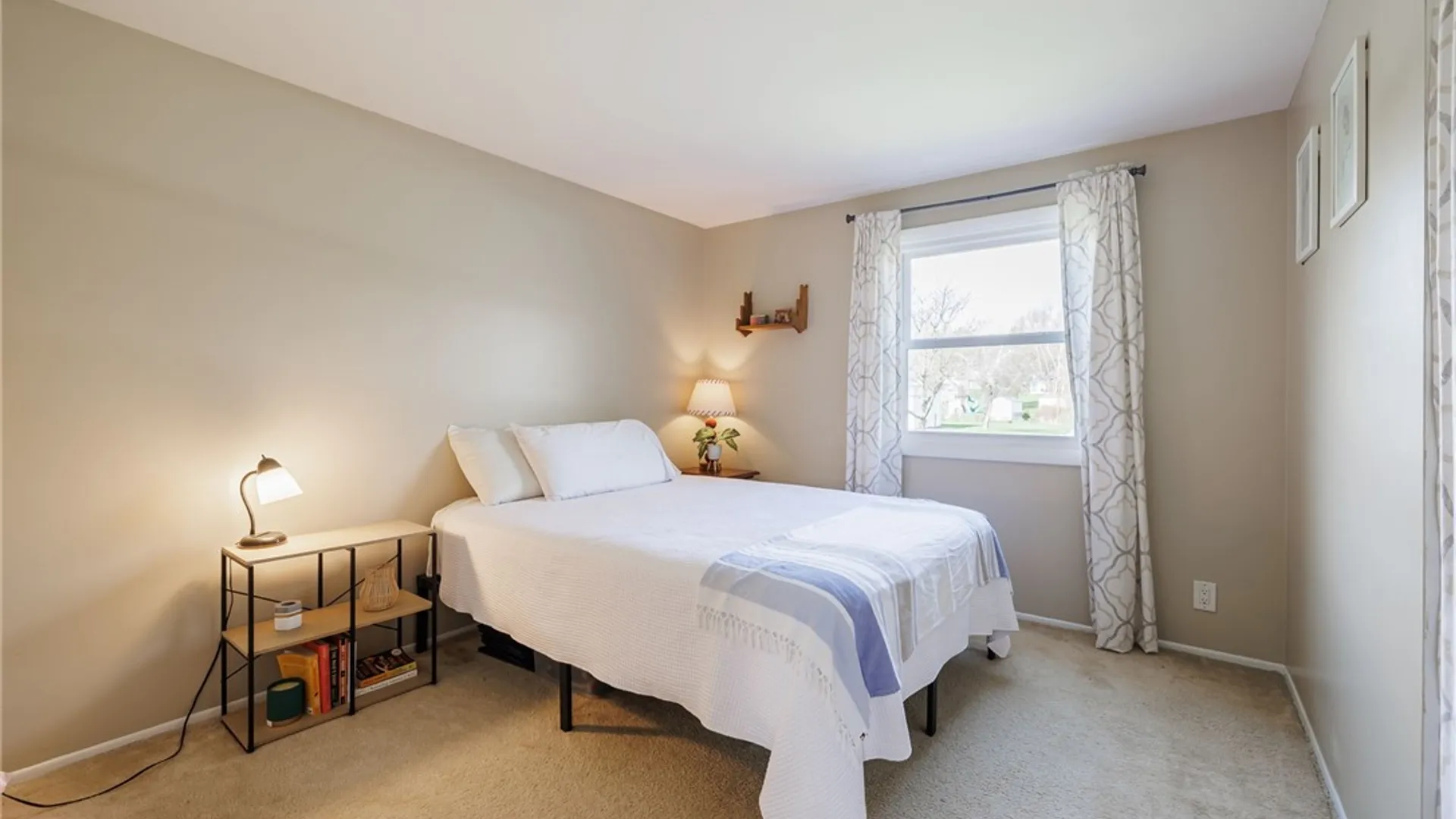 Property at 30 Stuyvesant Road, Pittsford, NY 14534 17
