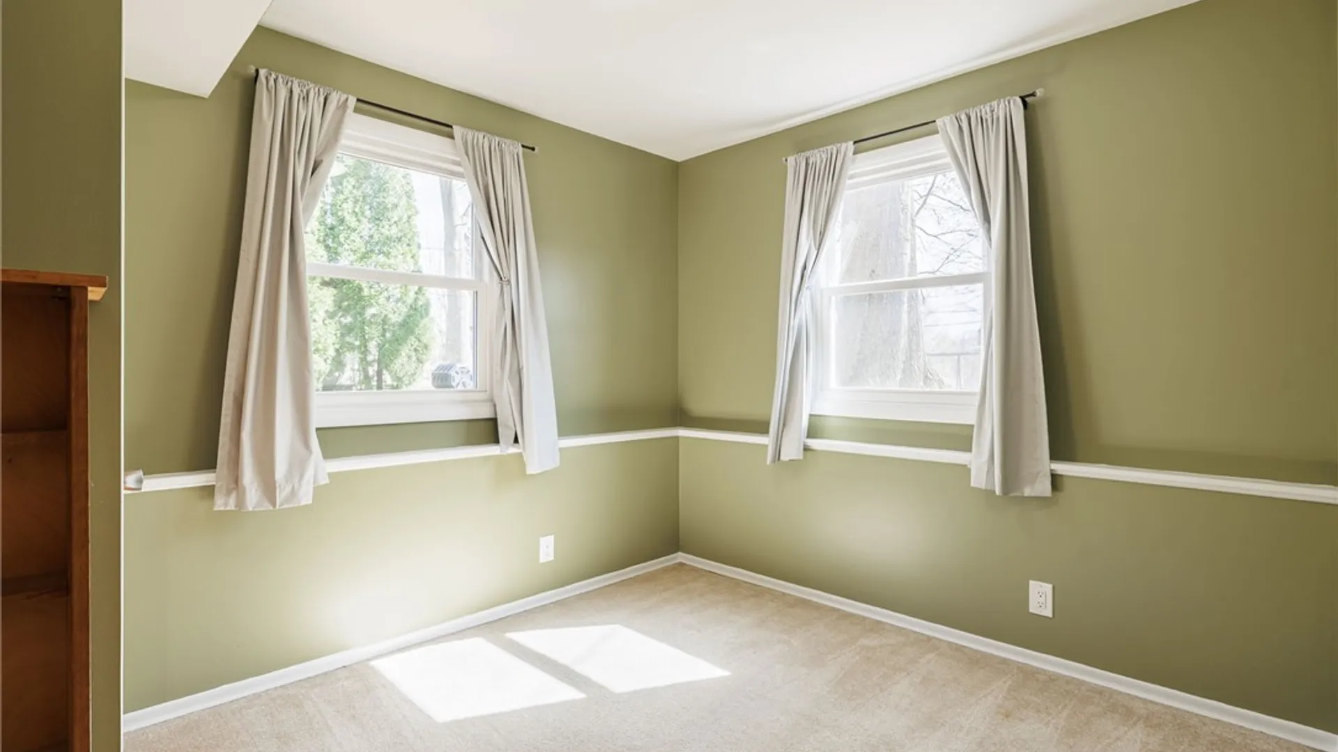 Property at 30 Stuyvesant Road, Pittsford, NY 14534 20