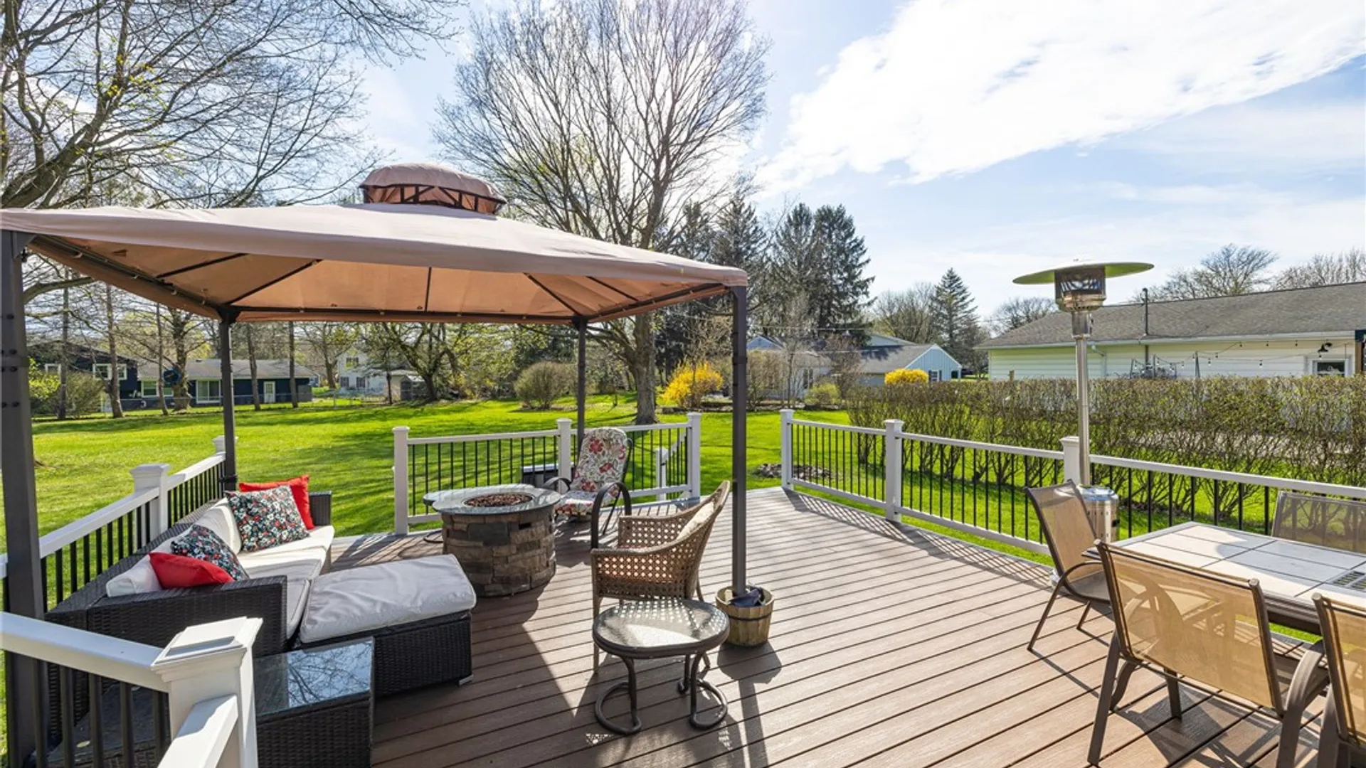 Property at 30 Stuyvesant Road, Pittsford, NY 14534 23