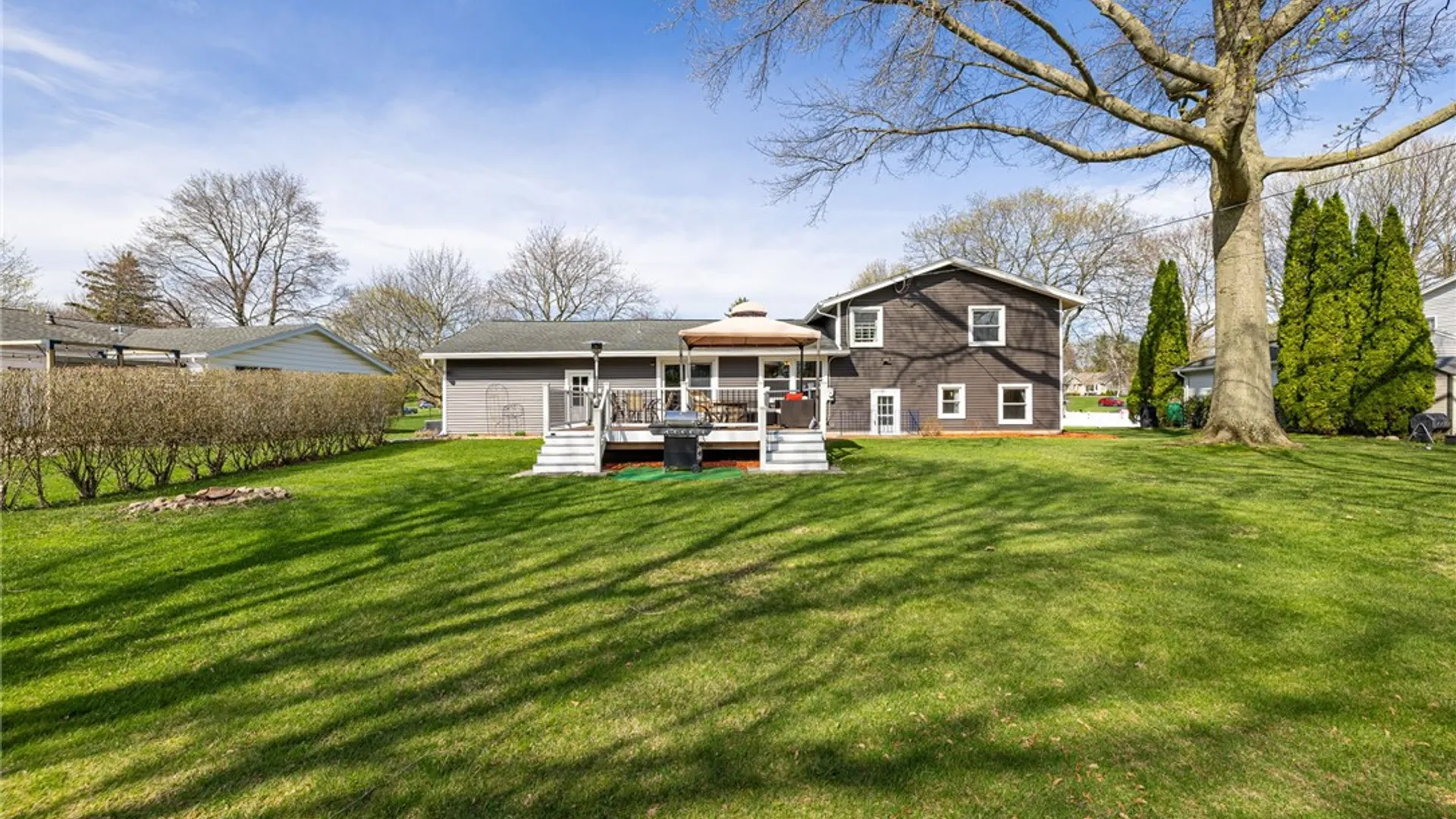Property at 30 Stuyvesant Road, Pittsford, NY 14534 29