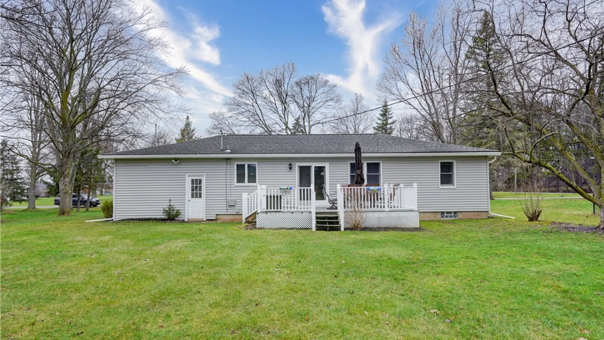 Property at 18 Palo Alto Drive, Henrietta, NY 14623 25
