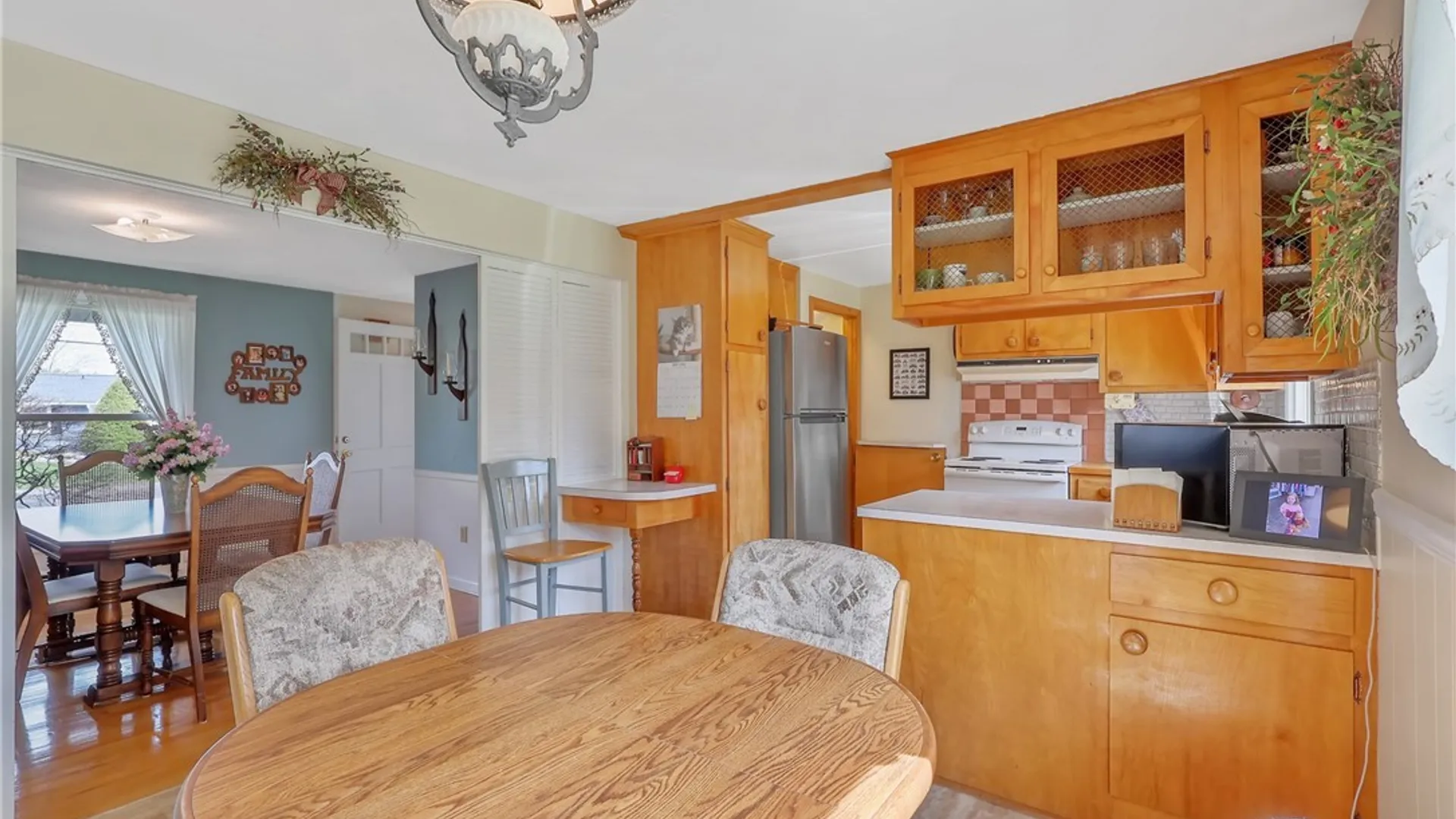 Property at 4868 Juneway Drive, Salina, NY 13088 15