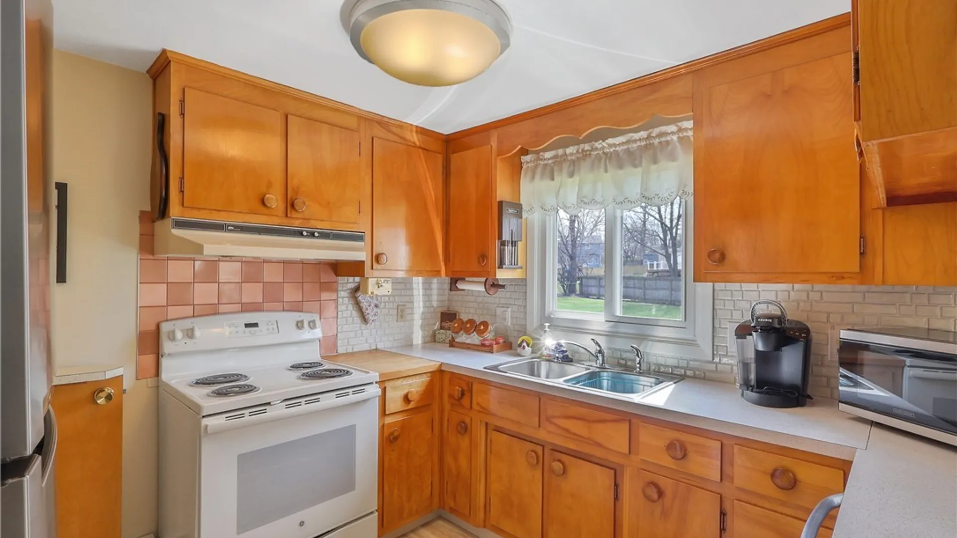 Property at 4868 Juneway Drive, Salina, NY 13088 18