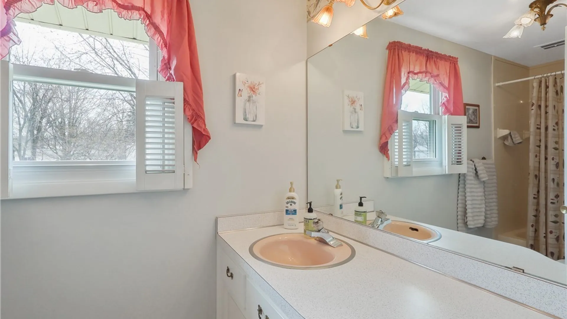 Property at 4868 Juneway Drive, Salina, NY 13088 24