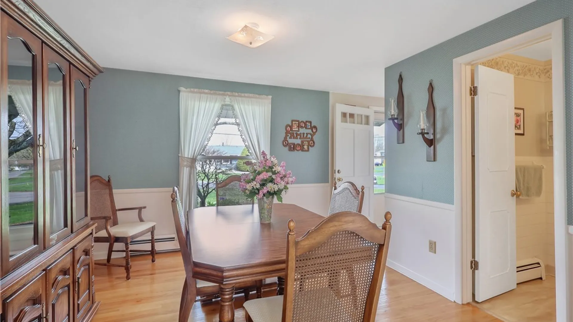 Property at 4868 Juneway Drive, Salina, NY 13088 8