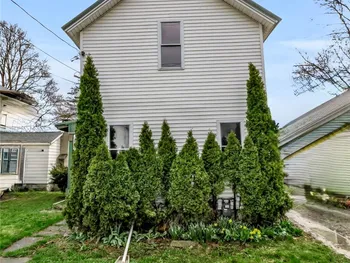709 Gwinn Street, Shelby, NY 14103