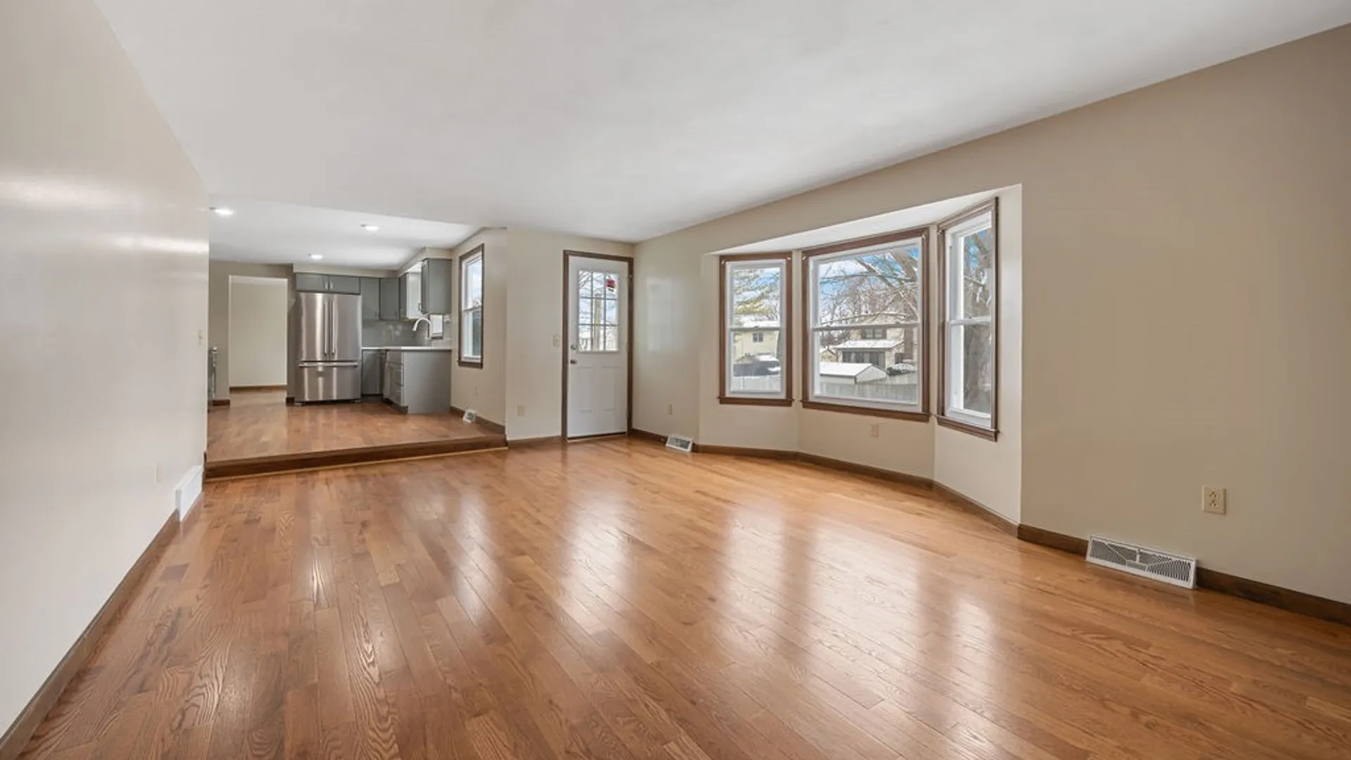Property at 4957 Look Kinney Circle, Clay, NY 13088 21