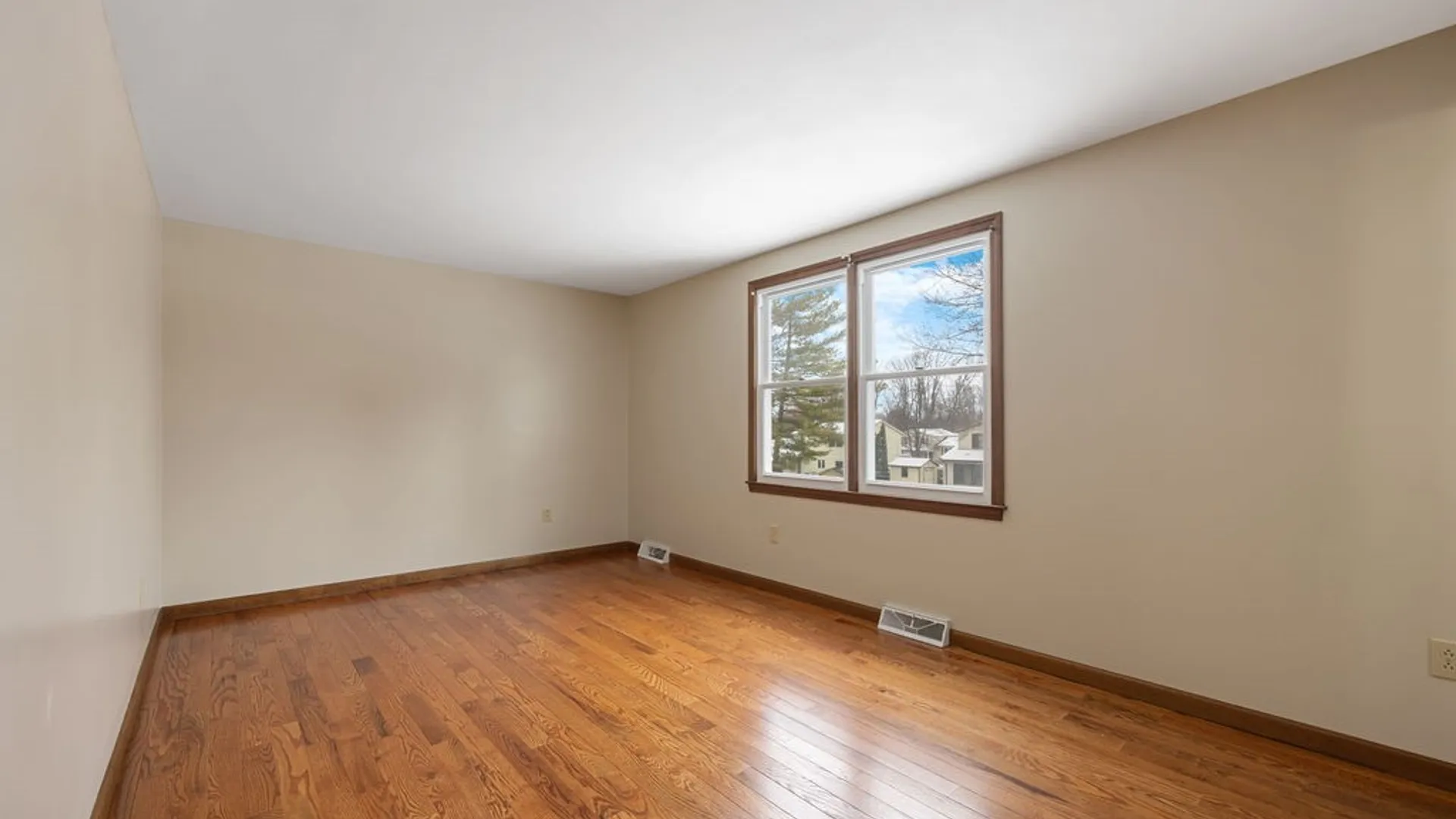 Property at 4957 Look Kinney Circle, Clay, NY 13088 28